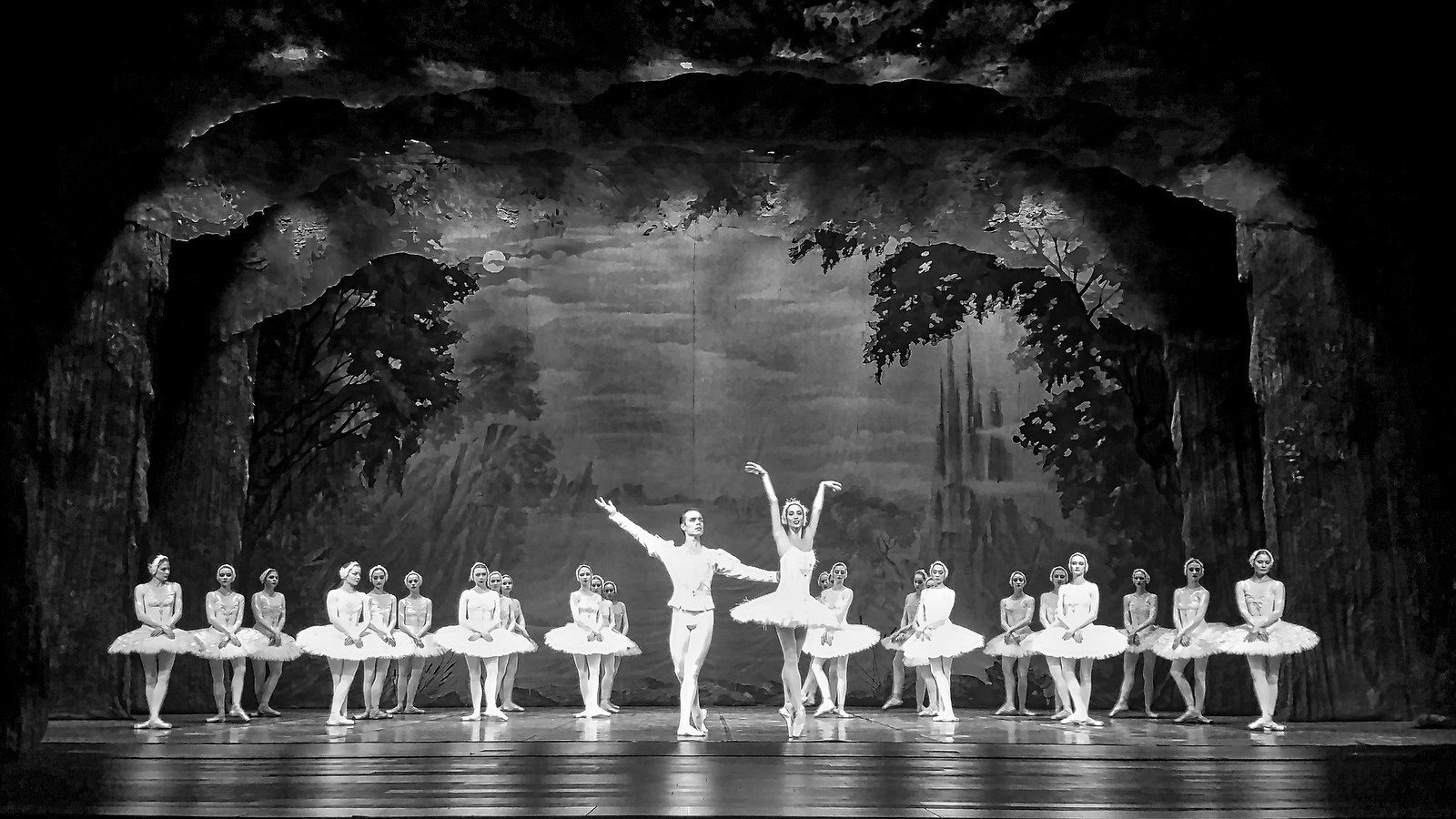 HISTORY OF BALLET | En Xoro – Dance School